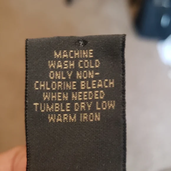 Banana Republic Factory Skirt - Picture 6 of 6